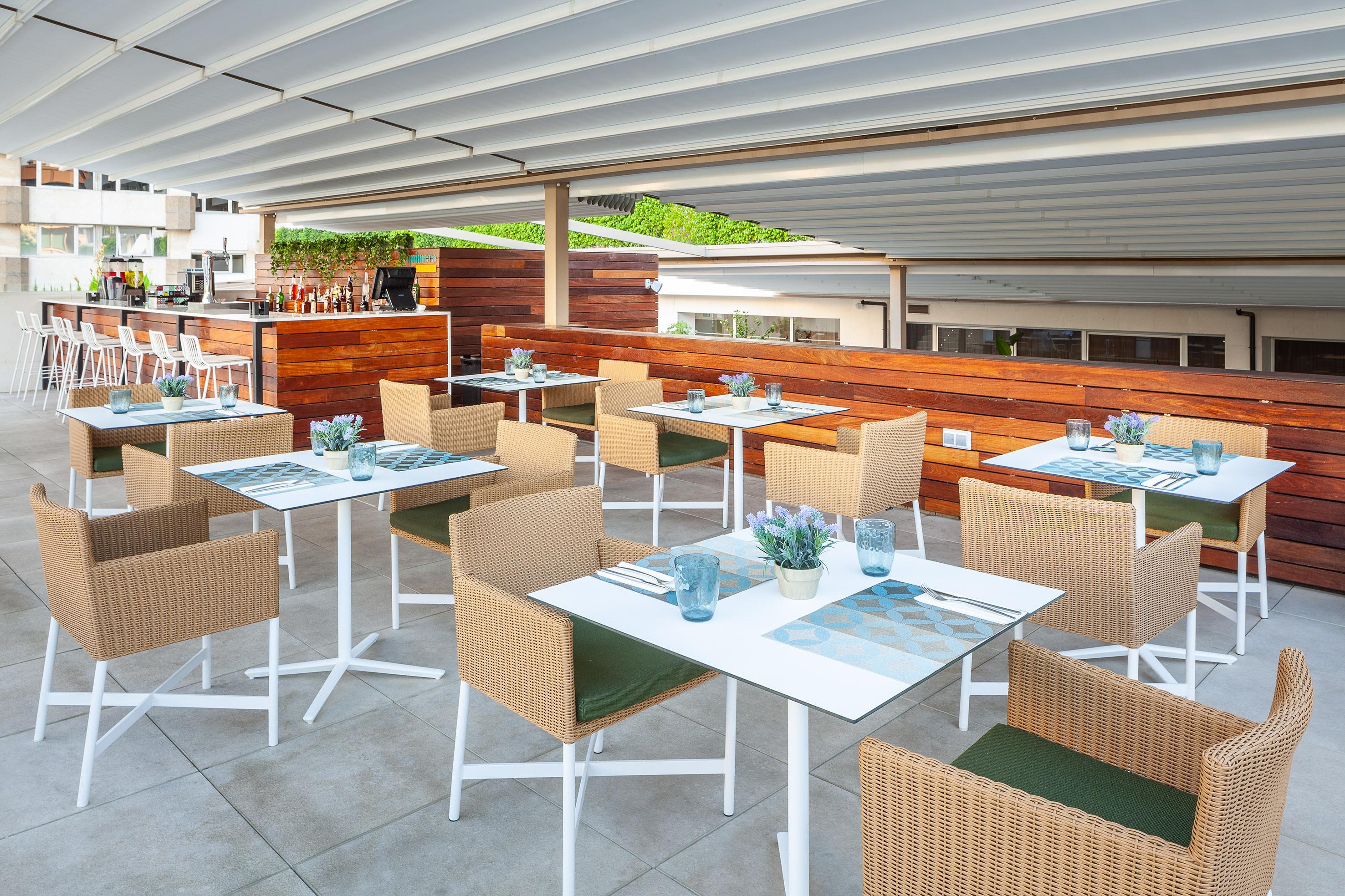 The Level At Melia Sevilla Экстерьер фото