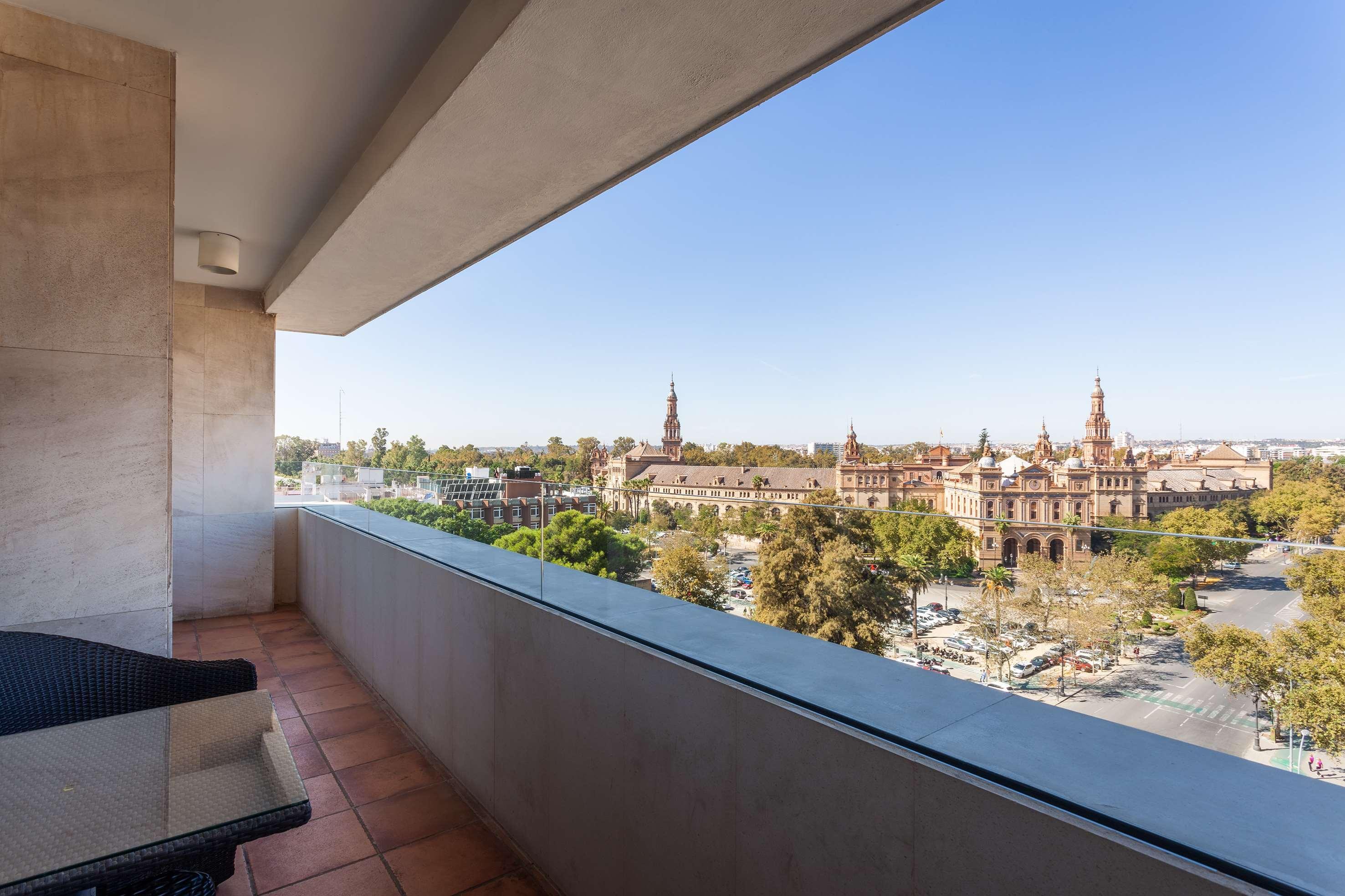The Level At Melia Sevilla Экстерьер фото