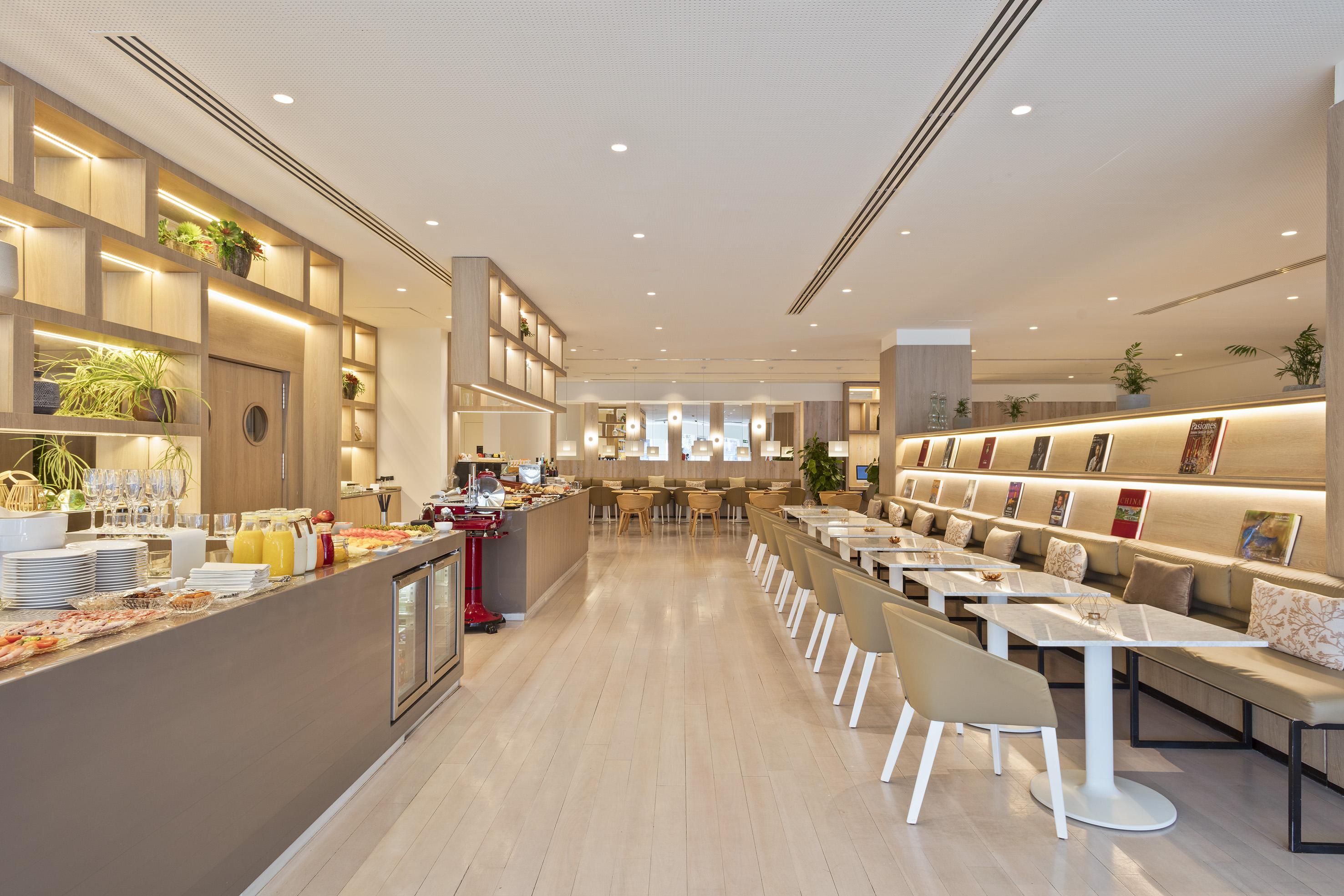 The Level At Melia Sevilla Экстерьер фото